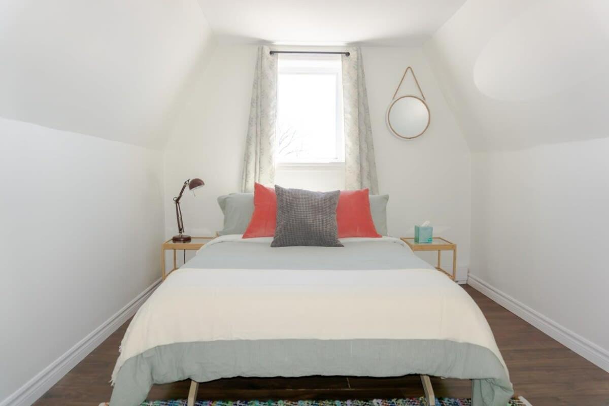 Amazing Location In Saint John 2 Bedroom Modern Parking New ภายนอก รูปภาพ